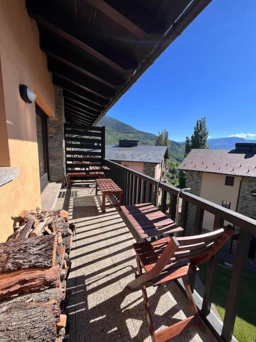 Apartamento Margalida En Cerler, Pirineo Huesca Bagian luar foto
