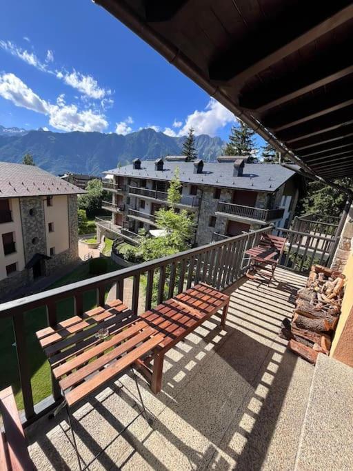 Apartamento Margalida En Cerler, Pirineo Huesca Bagian luar foto